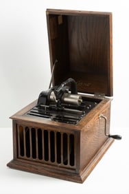 Antique Edison Ambrola, oak case, cylinder player, in playing order. Case is in original finish and