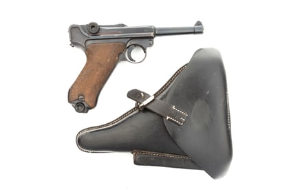 Mauser, Luger P.08 Semi-Auto Pistol, 9 MM caliber, SN 1956, marked on left side of frame "P.08" and