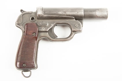 Metal German WWII LP42 Breech loading Flare Gun with 1" diameter barrel, 6" barrel, 8 1/2" overall,