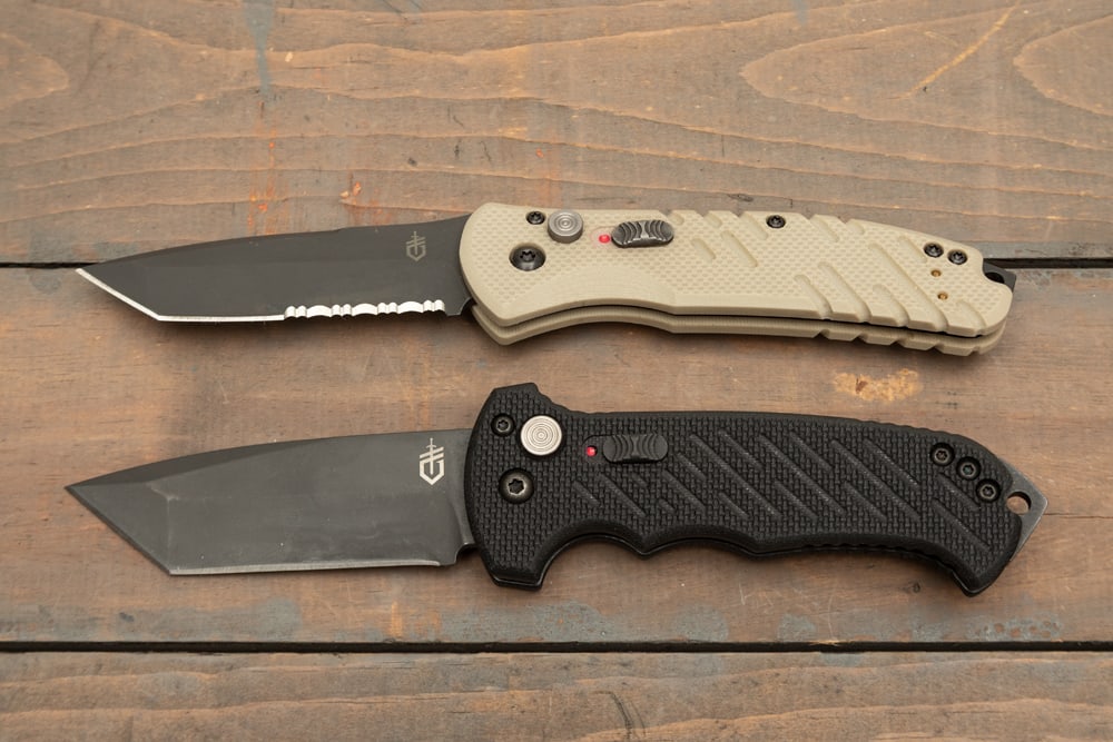 This lot will be sold 2 times the bid, meaning your final bid will be multiplied 2 times: Two: This lot will be sold 2 times the bid, meaning your final bid will be multiplied 2 times: Two "Gerber" marked Switch Blade Knives, new in box, blades are marked "S30V", 3 3/8" blades, 8 1/2" overall l