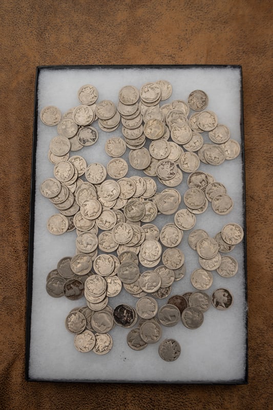Collection of 170 Buffalo & Indian Head Nickels sold as one lot. Hardly any dates are visible due to (1 of 1)