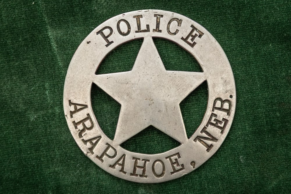 Vintage Circle cut-out 5-point Star Badge marked “POLICE / ARAPAHOE, NEB.?? Great patina, some (1 of 2)