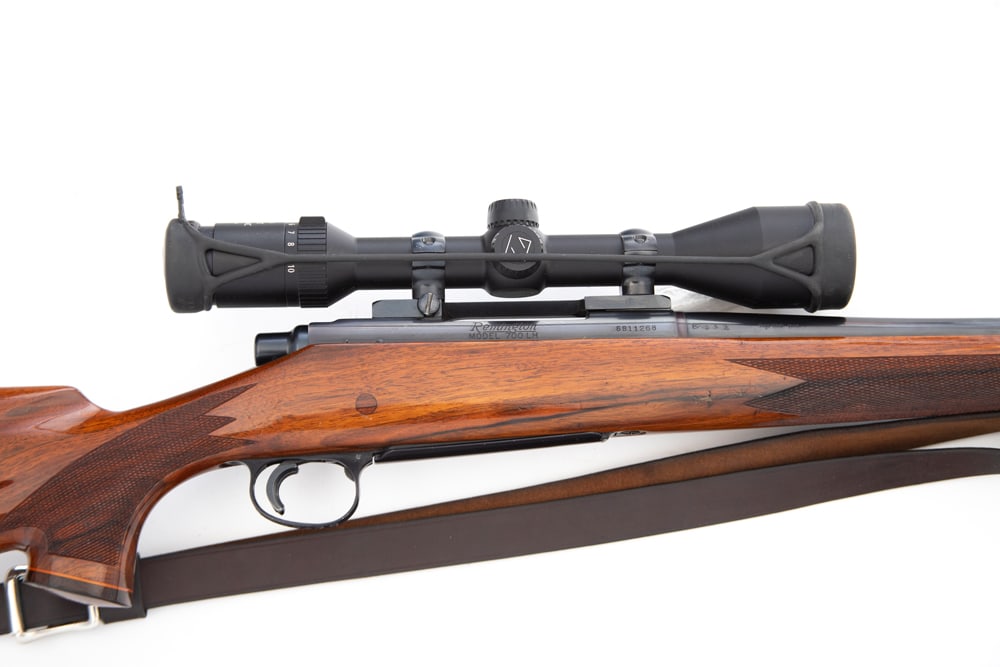 Remington, Model 700 LH, BA Rifle, 7 MM Rem Mag caliber, SN 6811268, excellent blue finish, 24": Remington, Model 700 LH, BA Rifle, 7 MM Rem Mag caliber, SN 6811268, excellent blue finish, 24" barrel, checkered stock with Monte Carlo cheek. Mounted with a Carl Zeiss Scope, 3,5-10x44 MC, high glos