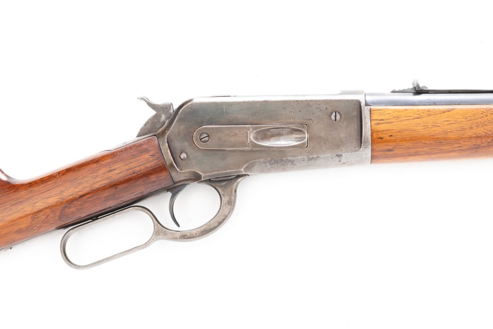 Winchester, Model 1886, Lightweight Rifle in .33 WCF caliber. SN 152496A, manufactured circa 1912. (1 of 4)