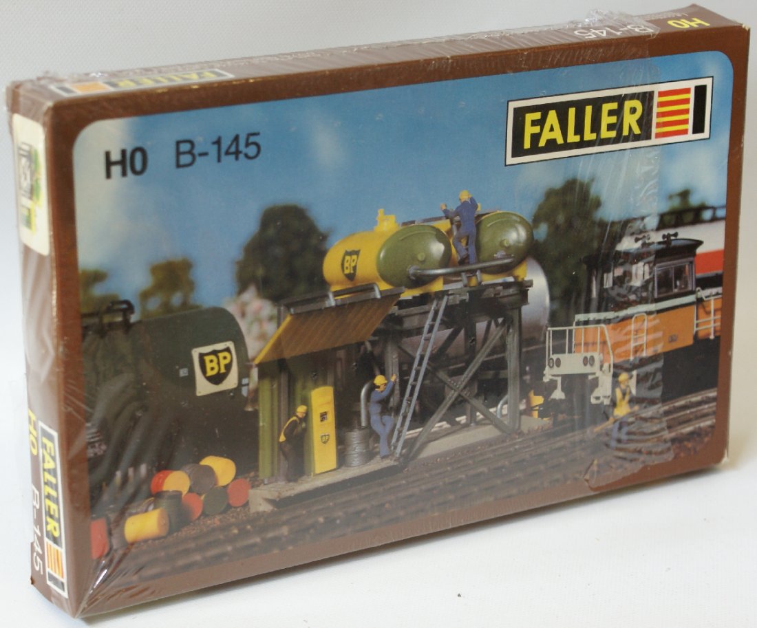 Vintage HO Scale FALLER B-145 BP Diesel Tanks Kit,: Vintage HO Scale FALLER B-145 BP Diesel Tanks Kit. Perfect for your train layouts or dioramas. Contents are in mint condition in the original box. One end of the box has the cellophane opened up. Made