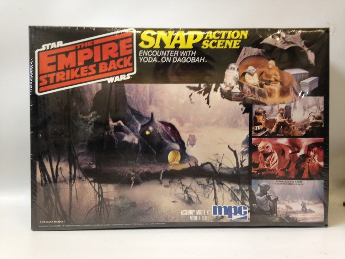 1981 STAR WARS Snap Action Scene 'Encounter with Yoda: Here we are offering an awesome vintage 1981 MPC model kit set from the Snap Action Scene series of Star Wars, The Empire Strikes Back and titled "Encounter with Yoda on Dagobah" kit 1-1923. This deta