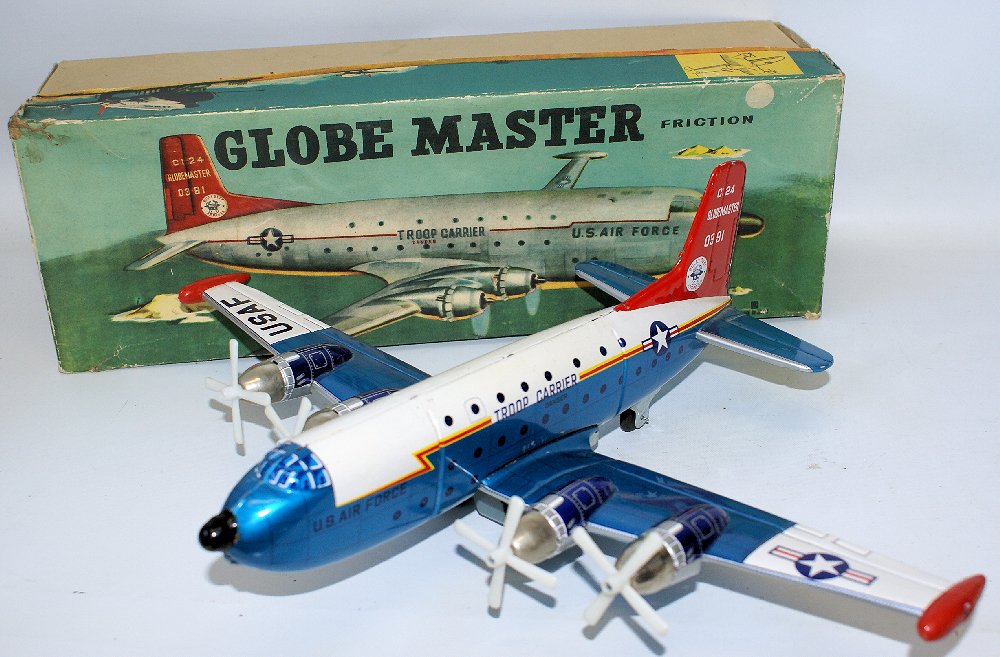Vintage Tin Friction USAF C124 GLOBEMASTER Bully Beef: Vintage 1950's Tin Lithographed Friction US Air Force C124 GLOBEMASTER Bully Beef Express Troop Carrier Plane Airplane by Bandai, Japan. LN condition in the original box. Amazing box graphics and lith