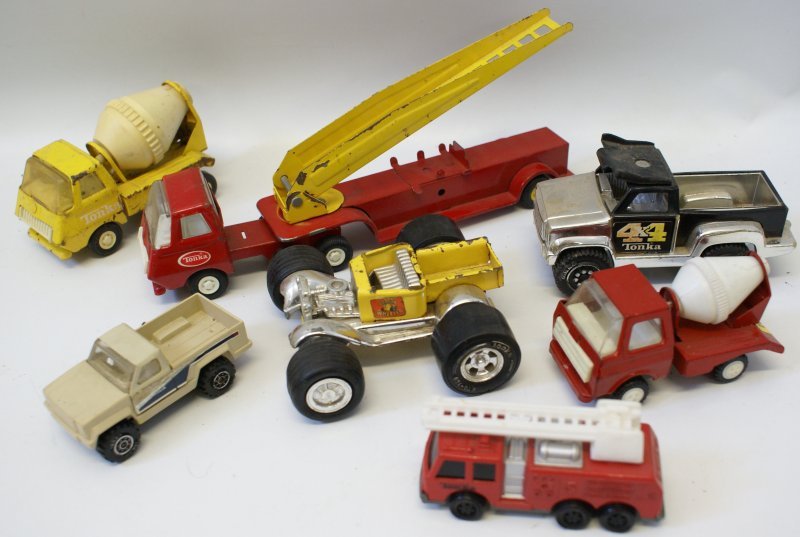 Lot of Vintage Cars and Trucks - Tonka Mini, etc.: Lot of Vintage Cars & Trucks including 1978 Tonka Pickup Truck (plastic) , 1927 Ford Model T "Lemon Wheeler" Hot Rod / Street Rod (diecast & plastic), Cabover Fire Rescue Hook & Ladder Truck (pressed