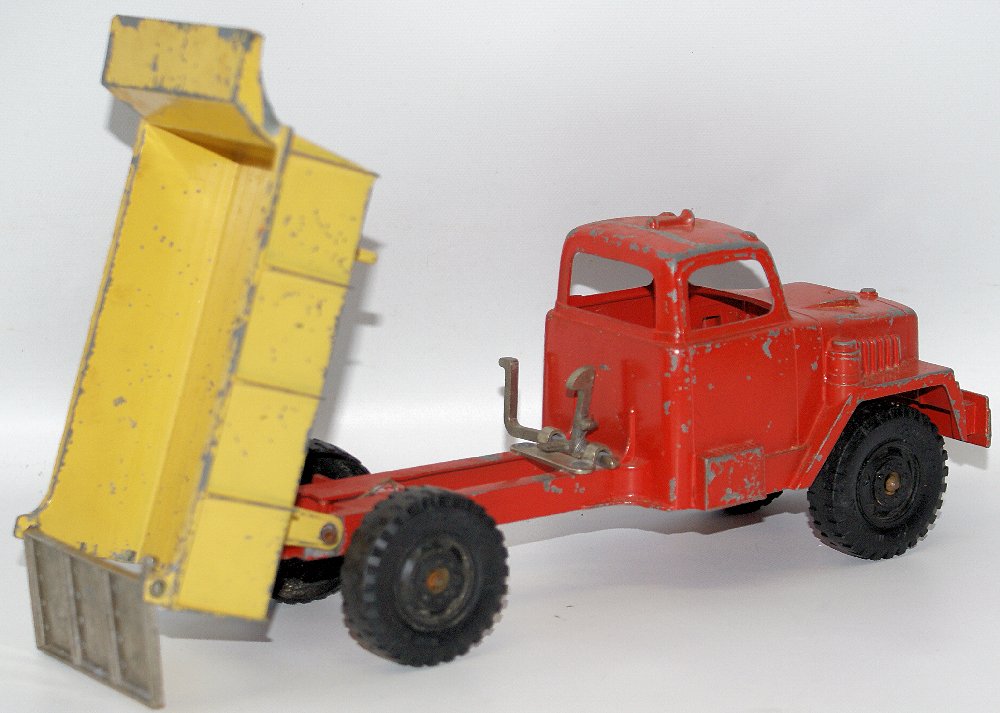Vintage 1950's Diecast Hubley Kiddie-Toy Red & Yellow (1 of 4)