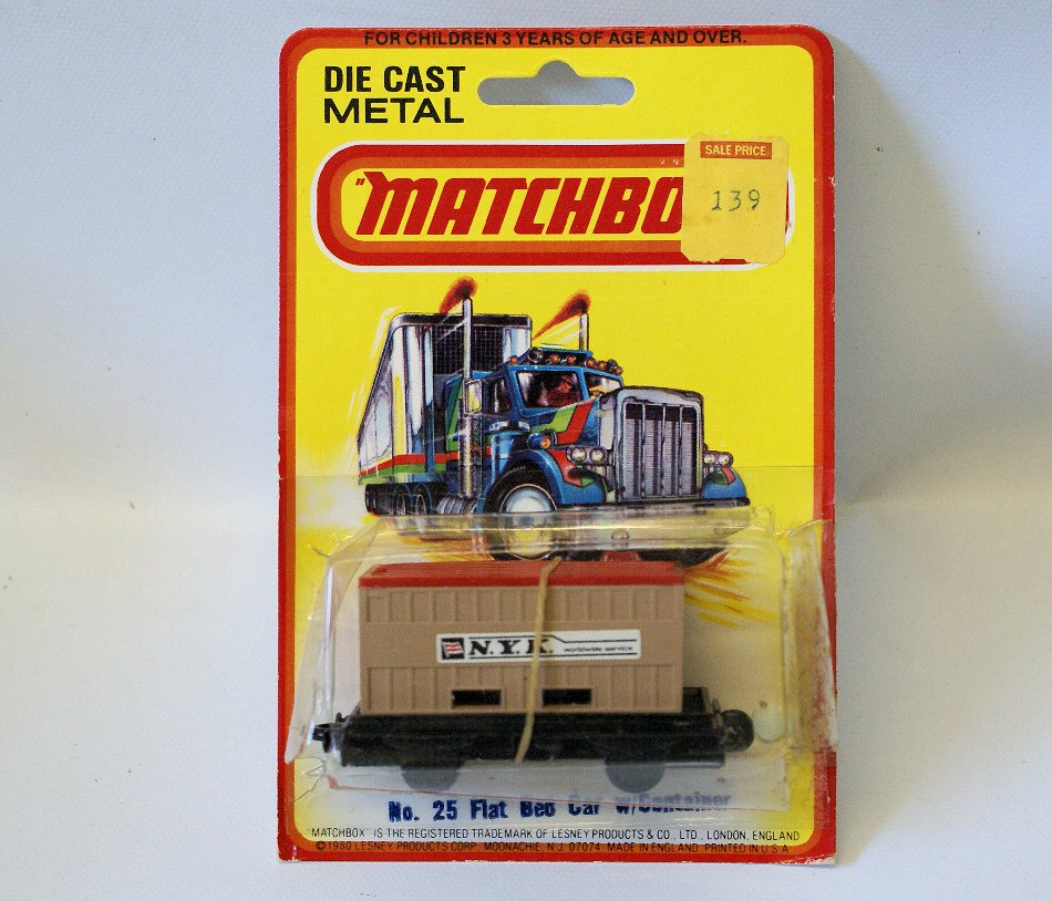 Vintage 1980 MATCHBOX No. 25 FLAT BED CAR w/ CONTAINER, (1 of 2)