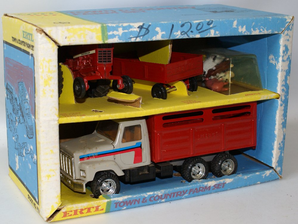 1970's ERTL #80 Diecast Town & Country Farm Set, Unused (1 of 3)