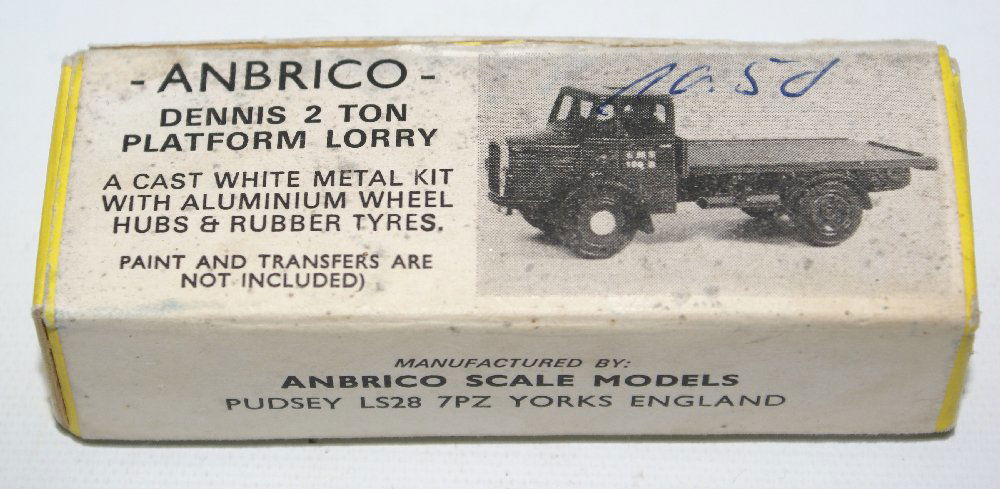 Scale Model Kit of Dennis 2 Ton Cast Metal Platform (1 of 1)