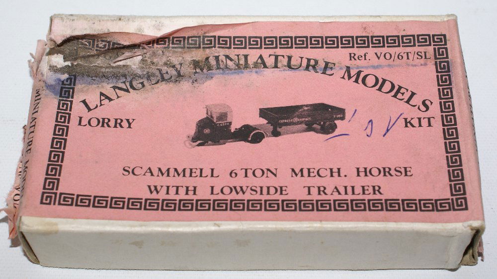 Scale Lorry  Model Kit of Scammell 6 Ton Mech. Horse w/ (1 of 1)