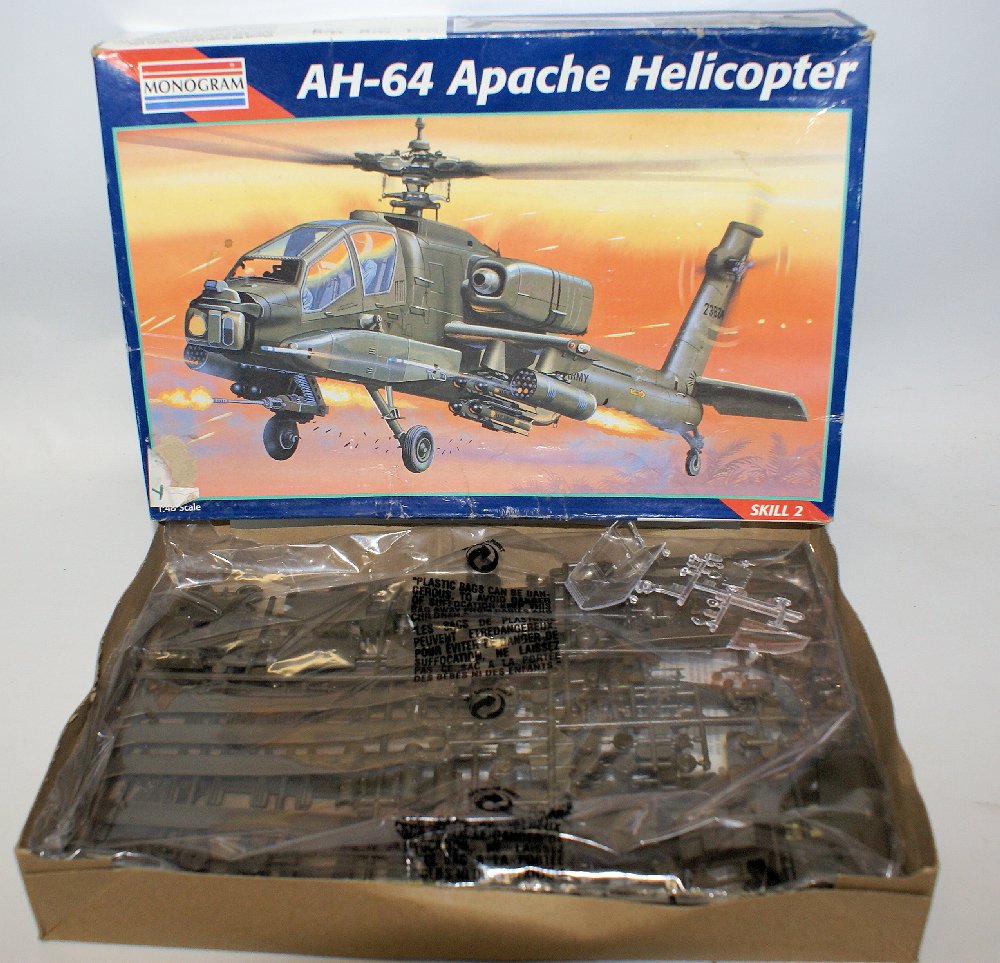 1995 MONOGRAM 1:48 Scale AH-64 APACHE HELICOPTER Model (1 of 1)