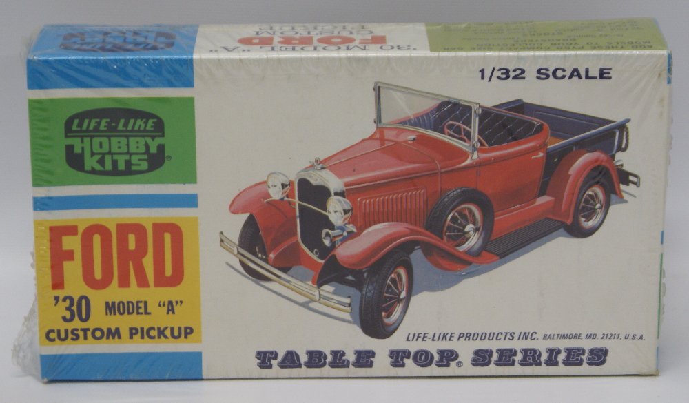 Vintage 1970 LIFE-LIKE 1:32 '30 FORD Model A Custom: Vintage 1970 LIFE-LIKE 1:32 Scale '30 FORD Model A Custom Pickup Truck Unassembled and Sealed Model Kit C307-60. #32 in Life-Like's 'Table Top Series'. Features authentic automobile color and clear pl