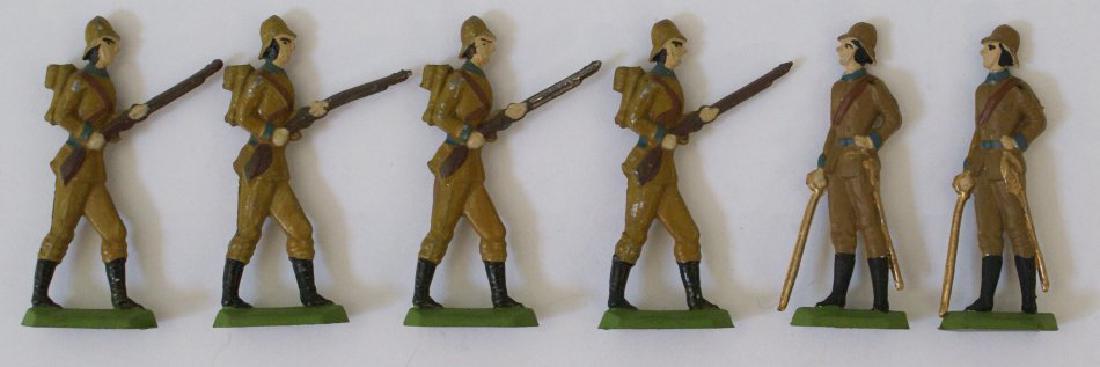 6 British Military Lead Hand Painted Toy Infantry (1 of 1)