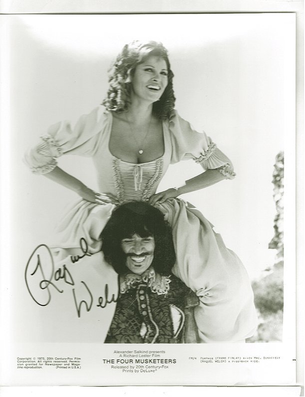 RAQUEL WELCH - 8X10 PHOTO W/ CERTIFICATE: RAQUEL WELCH - 8X10 PHOTO W/ CERTIFICATE FROM TODD MUELLER.Todd Mueller began collecting autographs in 1978 and now the owner of Todd Mueller Autographs. Todd Mueller has been in the Autograph industr