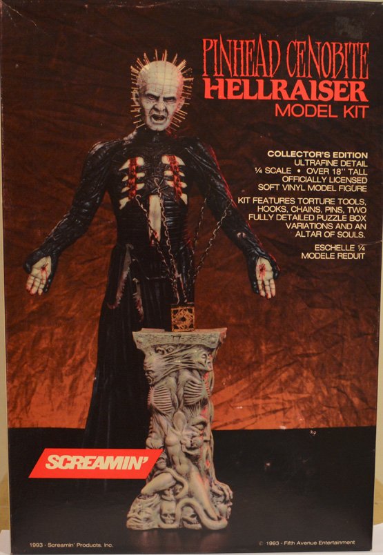PINHEAD CENOBITE "HELLRAISER" 1/4 SCALE VINYL MODEL KIT: PINHEAD CENOBITE "HELLRAISER" 1/4 SCALE VINYL MODEL KIT.ULTRA FINE DETAIL. OVER 18" TALL. 1993, FIFTH AVENUE ENTERTAINMENT.
