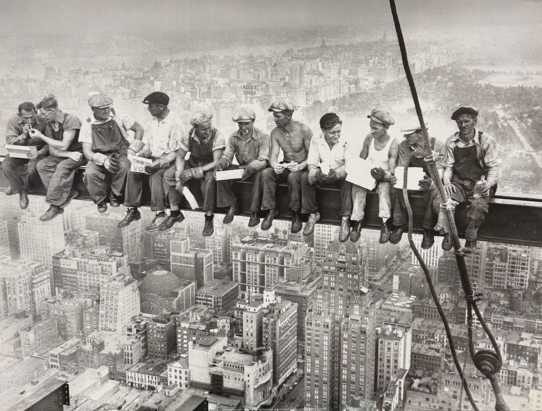 Bettman - "Eating Above Manhattan": Bettman - "Eating Above Manhattan". Reproduction Print. Circa 1995. 31.5 x 23.5. Excellent condition