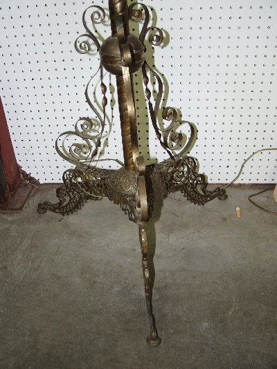 Victorian Brass Organ Lamp - 3