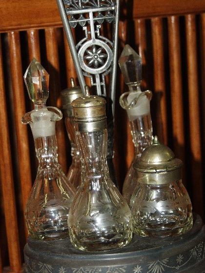Victorian Cruet Set - 3
