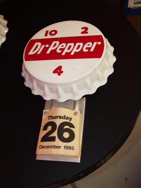 1950's Dr Pepper Plastic Bottle Cap Calender: No light 11" dia