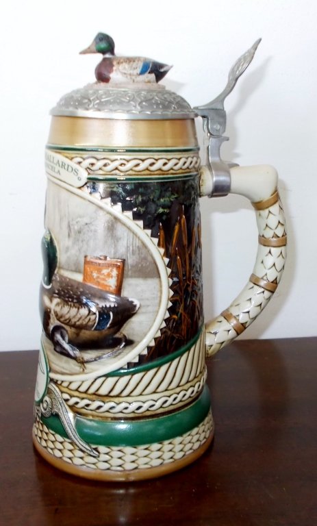 DUCKS UNLIMITED CLASSIC DECOYS SERIES: DUCKS UNLIMITED CLASSIC DECOYS SERIES PEWTER LIDDED STEIN, Bert Graves Mallards designed by Donald Boncela, produced by Classic Carolina Collections No. 00918 First edition. Stands 10 inches. Certific
