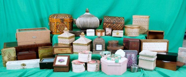 Assorted Boxes Assortment of decorative boxes.: Assortment of decorative boxes.