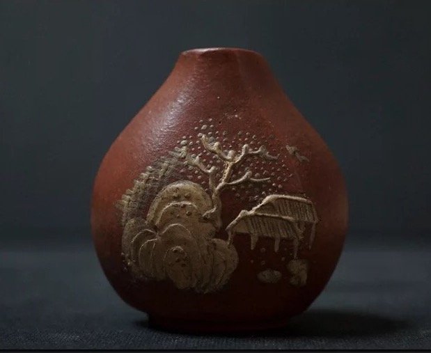 Antique Chinese Carved Yixing Zisha Snuff Bottle: Antique Chinese Carved Yixing Zisha Snuff Bottle. 1.89"X1.3"x0.87"