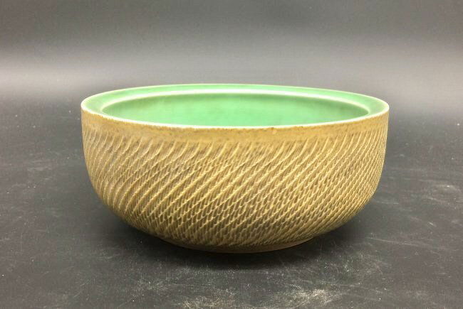 A Rare Longquan Celadon-Glazed Carved Washer (1 of 4)