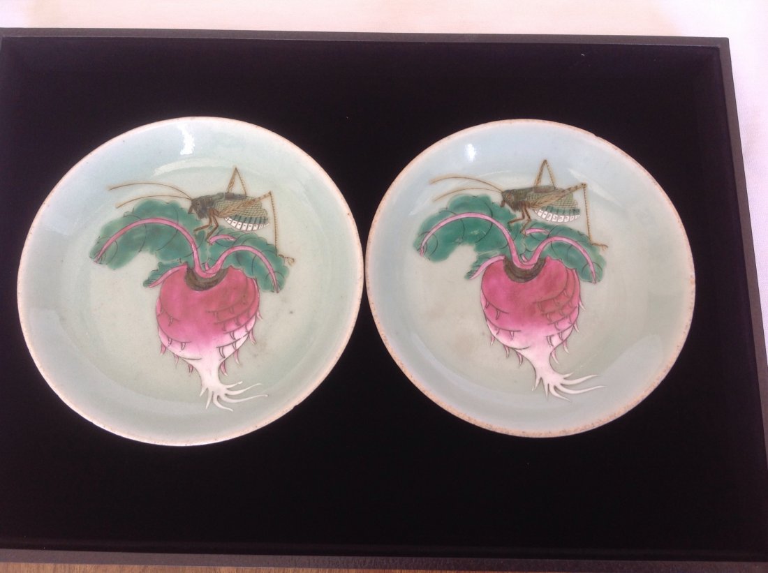 Pair of Antique Plate (1 of 4)