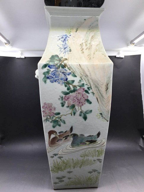 Chinese Porcelain Qian Jiang Cai Flower & Bord Vase (1 of 6)