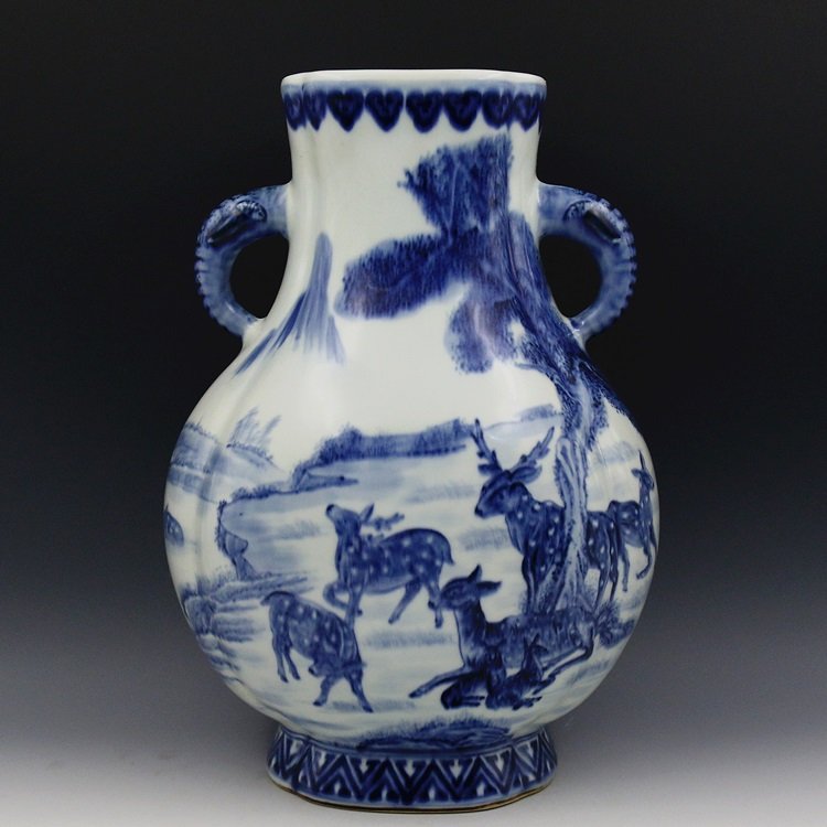 Chinese Blue and White Vase (1 of 10)