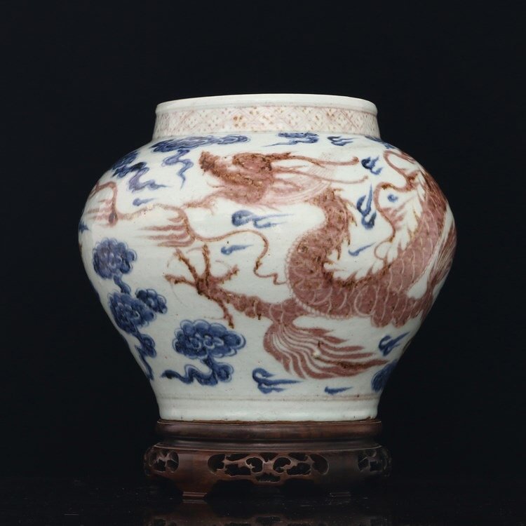 Chinese Blue and White Copper-Red Dragon Jar (1 of 6)