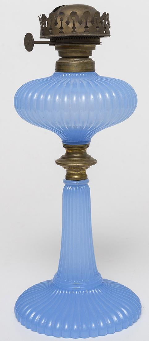 Eaton Blue Clambroth Onion Oil Lamp (1 of 6)