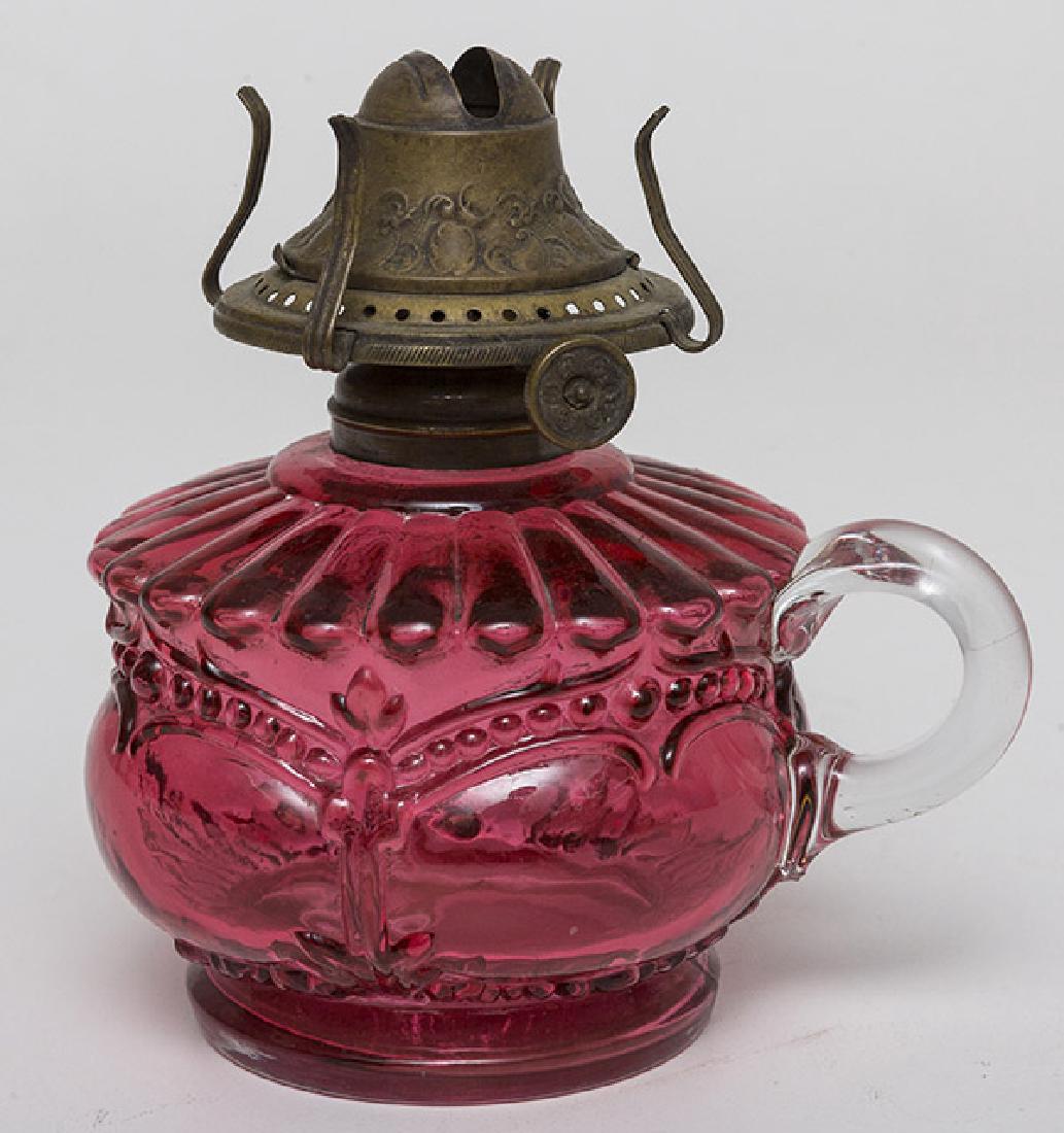 Cranberry Kings Crown Finger Lamp (1 of 5)