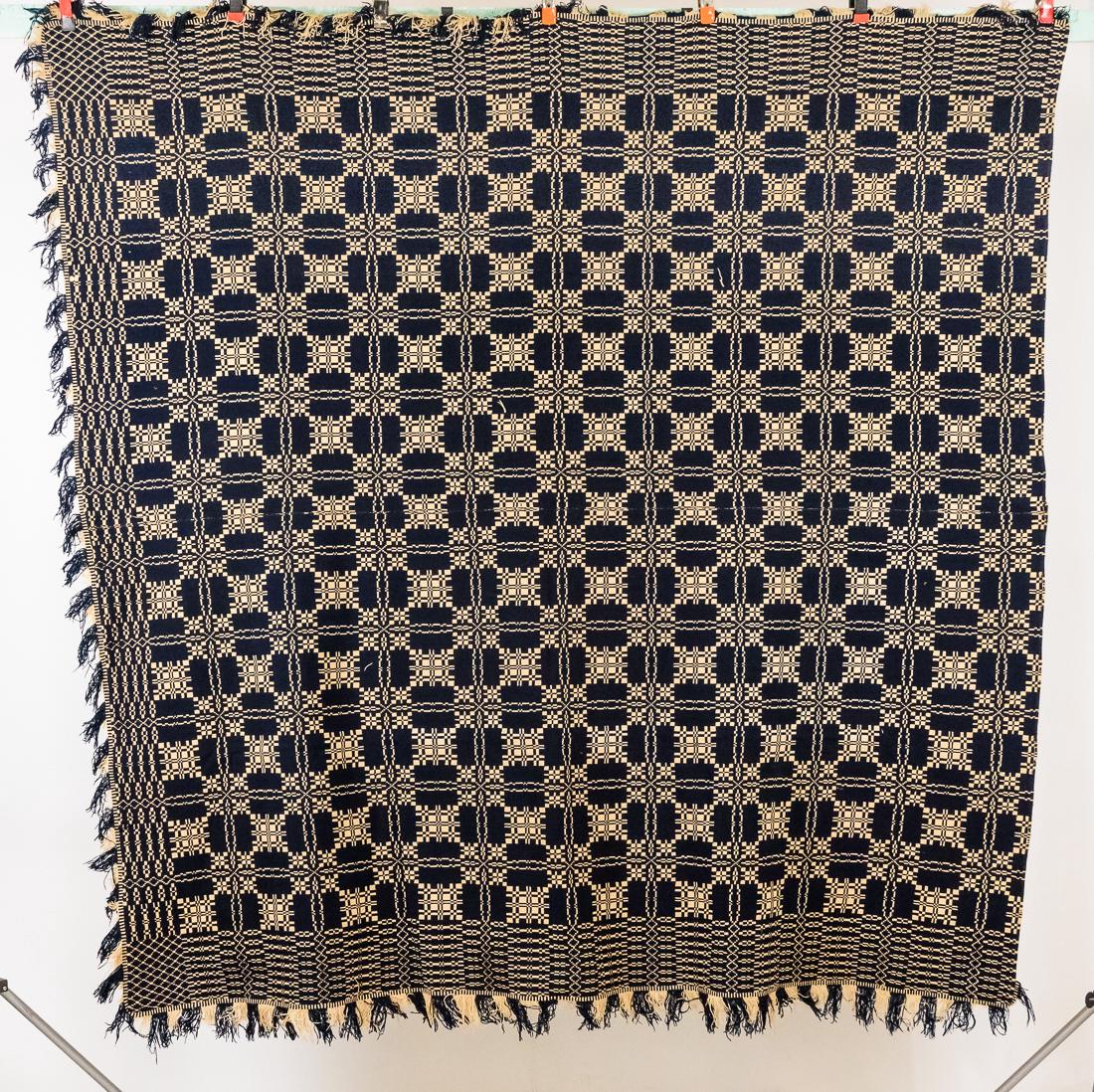 Fine Overshot Coverlet (1 of 8)