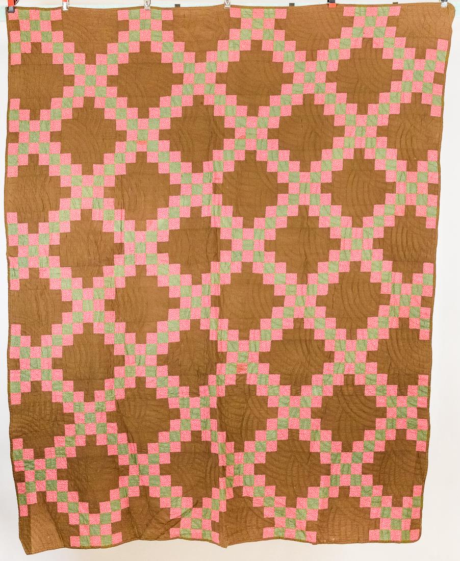 Fine Antique Pieced Quilt (1 of 7)