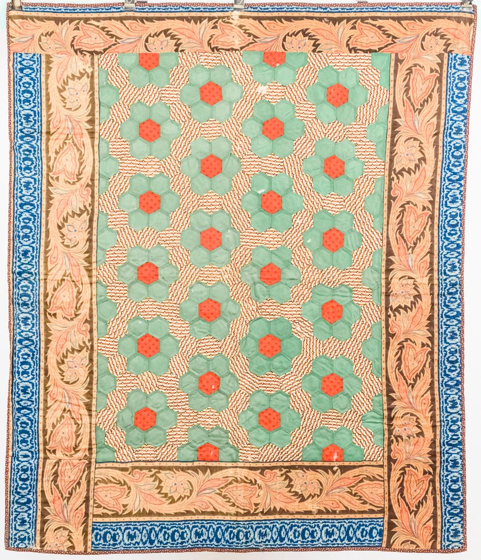 Fine Antique Pieced Child's Quilt (1 of 7)