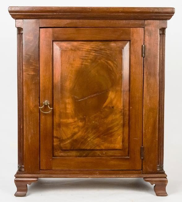 Chippendale Spice Cabinet (1 of 10)