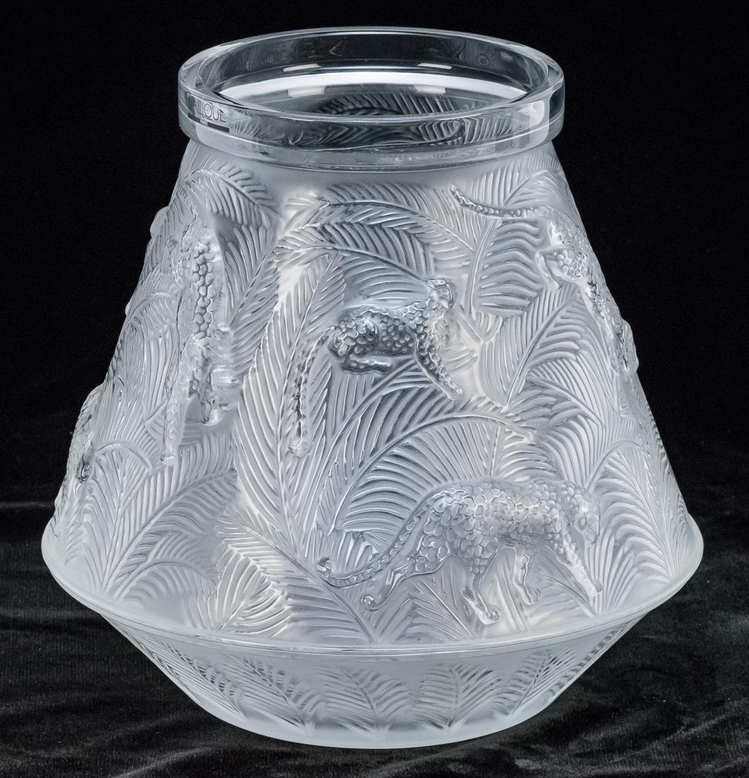 Lalique Vase with Leopards (1 of 7)