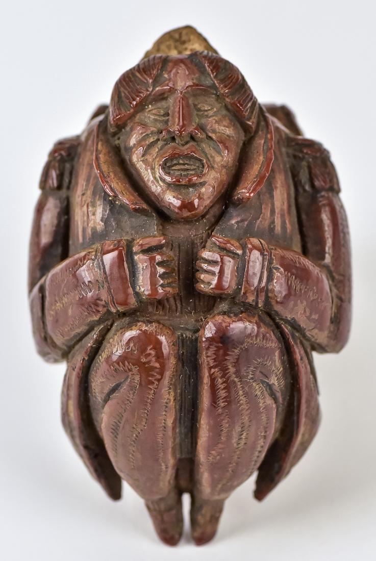 Carved Coquilla Nut Snuff Box (1 of 7)