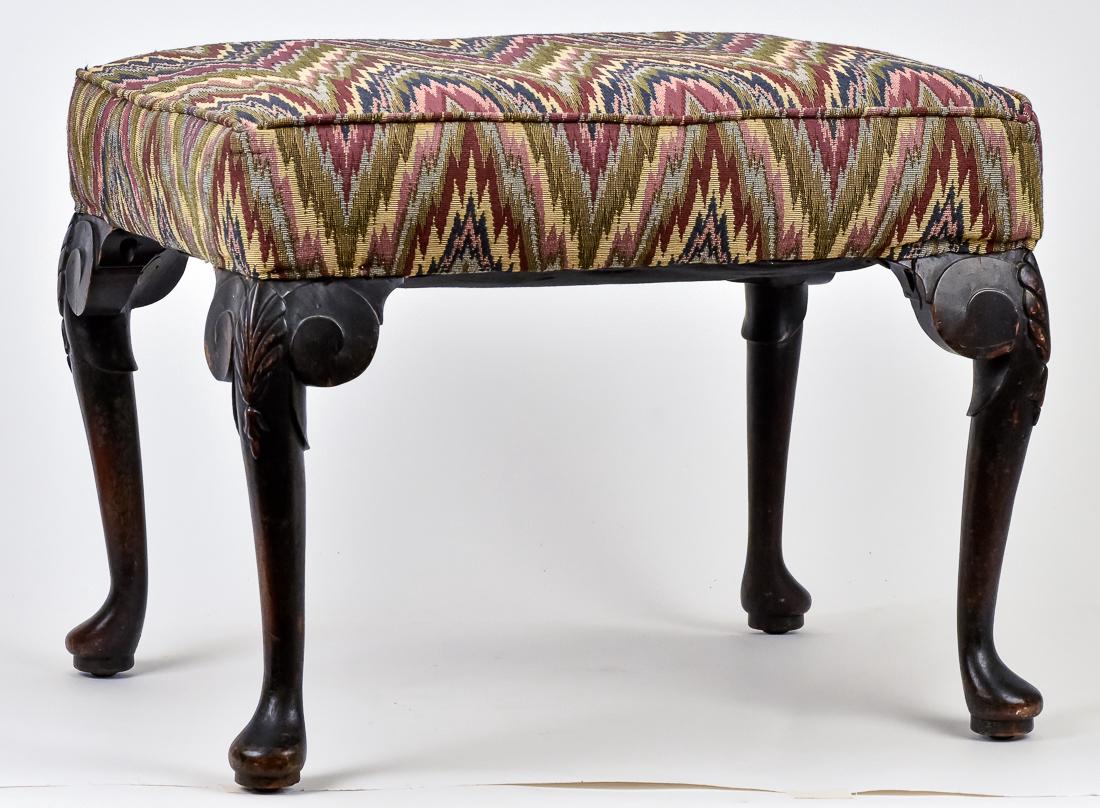 Queen Anne Bench (1 of 6)