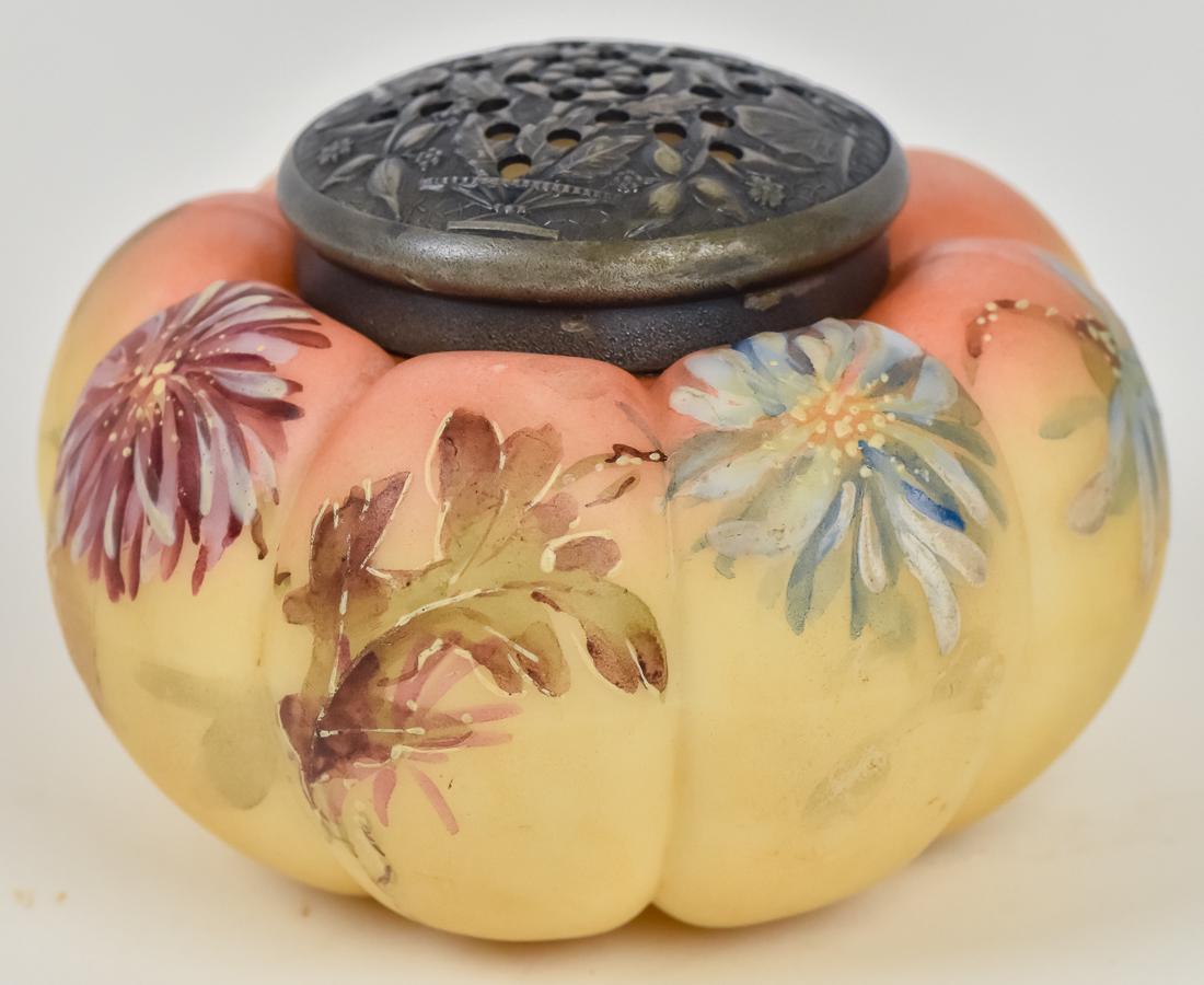 Mount Washington Decorated Sugar Shaker (1 of 8)