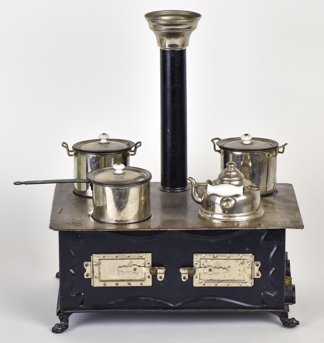 Victorian Tin Doll Cook Stove (1 of 9)