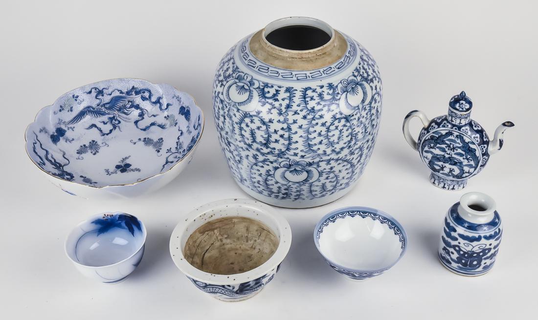 Group of Blue & White Chinese Porcelain (1 of 11)