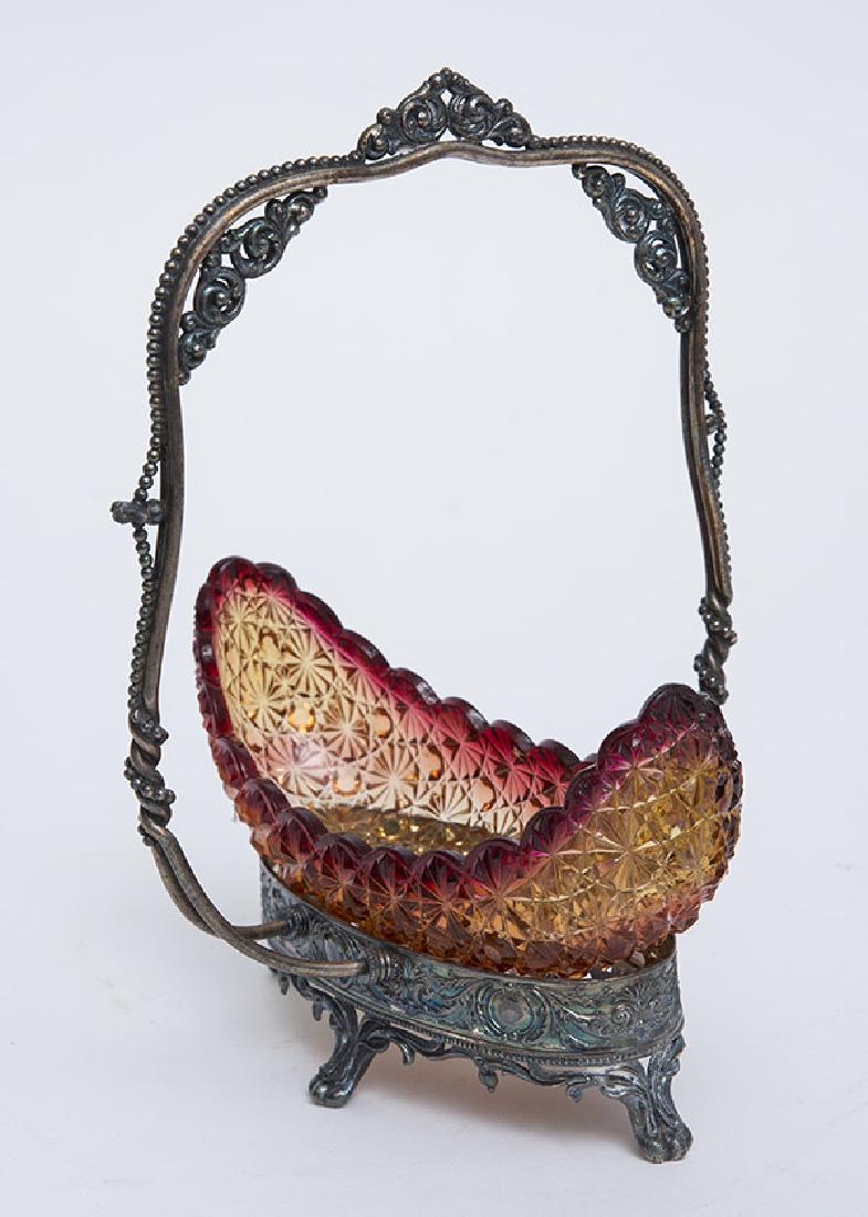 Daisy & Button Amberina Glass Boat & Stand (1 of 5)