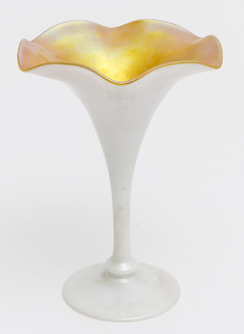 Steuben Calcite Vase (1 of 6)