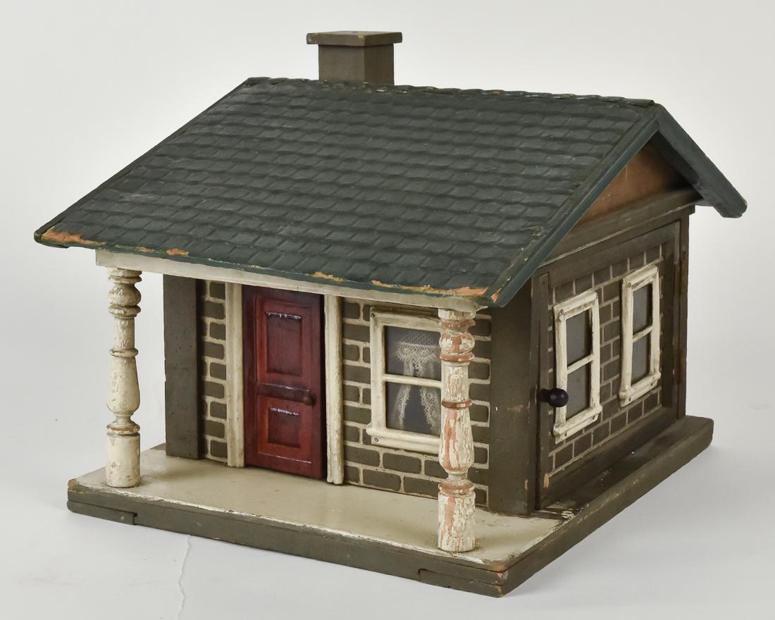 Early Schoenhut Doll House (1 of 11)