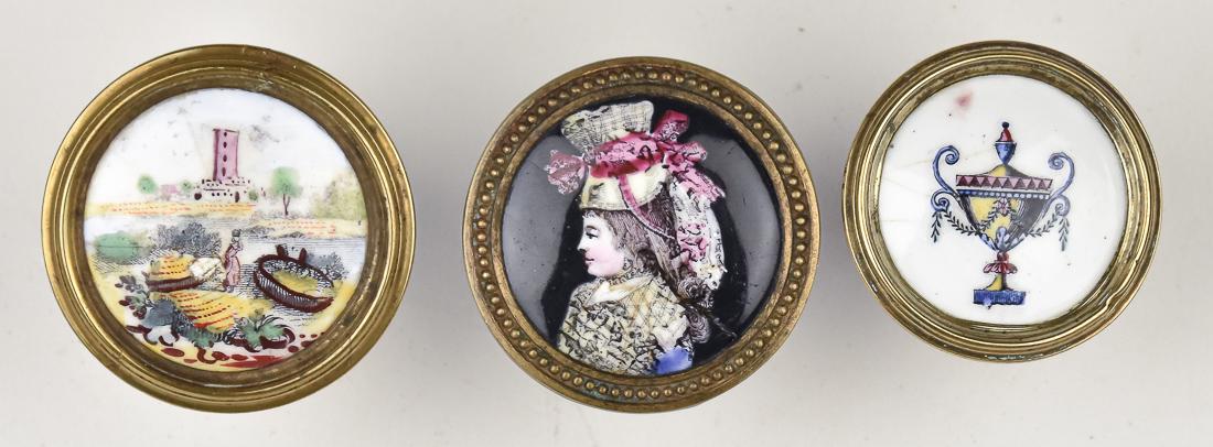 Three Battersea Enamel Curtain Tie-Backs (1 of 11)